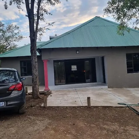 Villa Unogwaja Rest Marloth Park Exterior foto