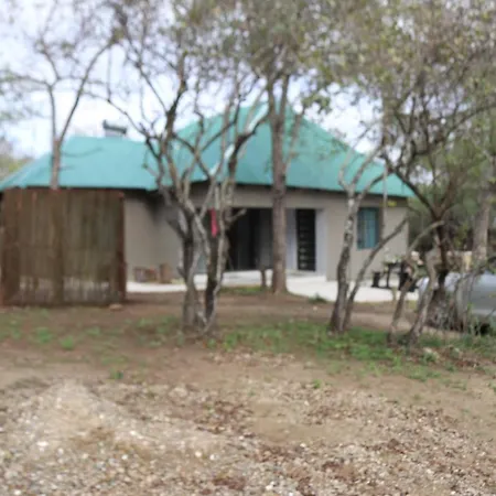 Villa Unogwaja Rest Marloth Park Exterior foto