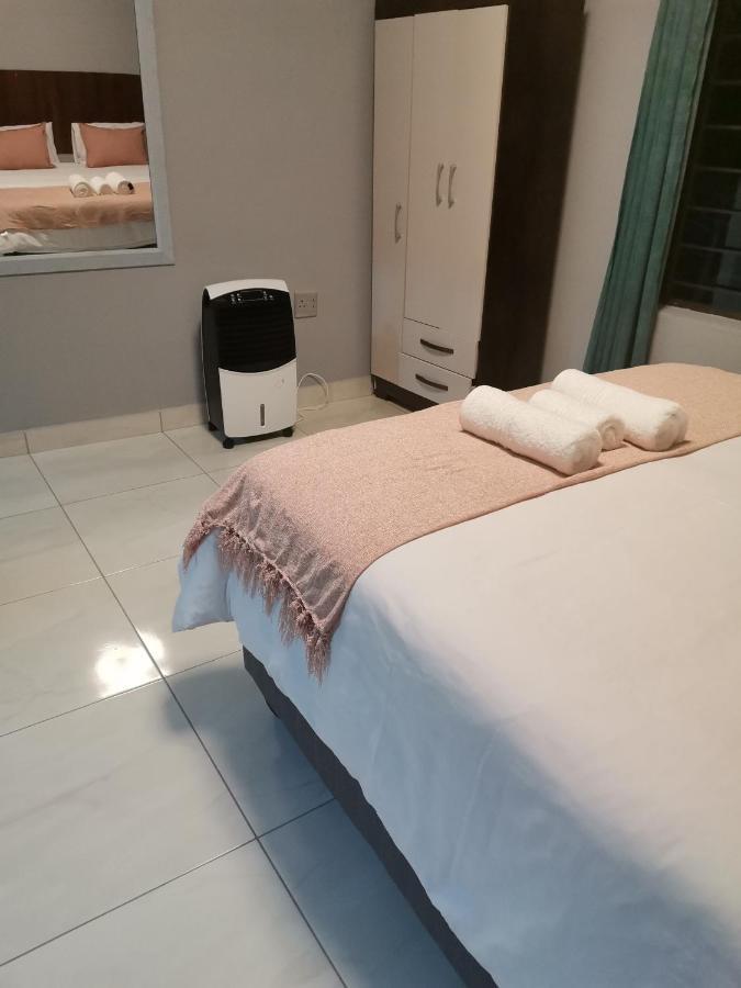 Unogwaja Rest *